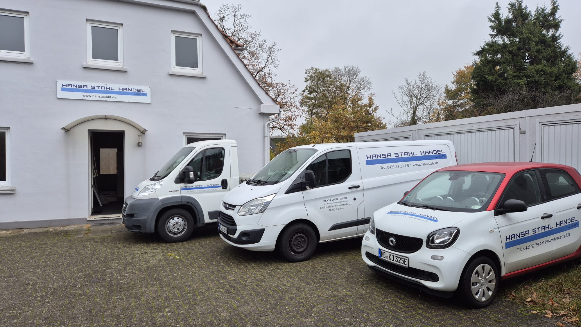 Firmengebäude und Fuhrpark von Hansa Stahl Handel